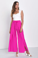 Poised Personality White Cap Sleeve Sweetheart Neck Top
