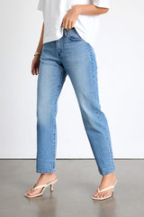 501 Curve Medium Wash Straight Leg Jeans