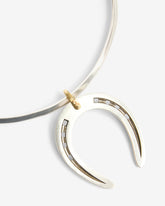 choker necklace