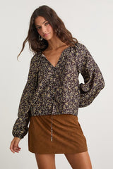 Noahlyn Black Floral Pleated Long Sleeve Blouse