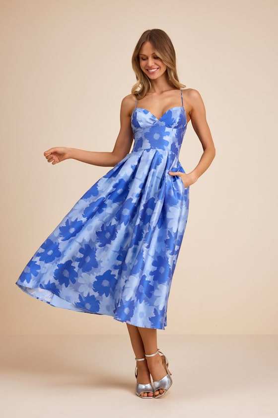 Vivinna Blue Floral Jacquard Pleated Midi Dress