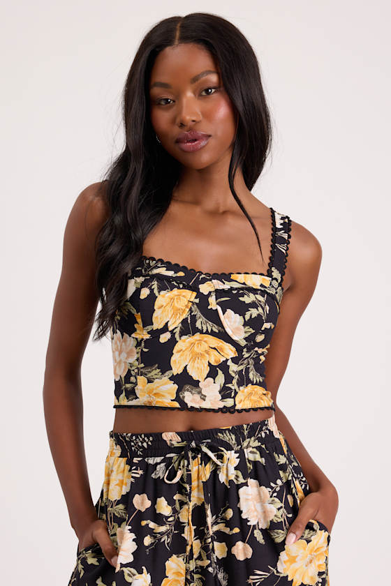 Taelyn Black Multi Floral Bustier Tank Top