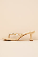 Daksie Light Natural Raffia Kitten Heel Thong Sandals