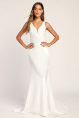Long-Lasting Love Ivory Lace V-Neck Mermaid Dress