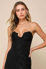 Elegant Mood Black 3D Floral Applique Strapless Maxi Dress