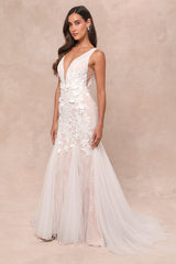 Exceptional Vow White Tulle Lace Applique Mermaid Maxi Dress