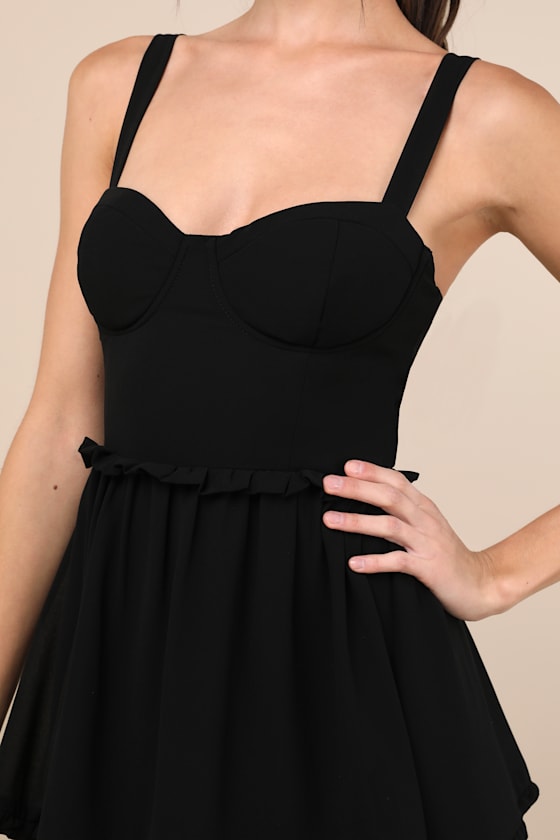 Sophisticated Occasion Black Bustier Lace-Up Maxi Dress