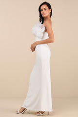 Evening Excellence White Ruffled Strapless Mermaid Maxi Dress