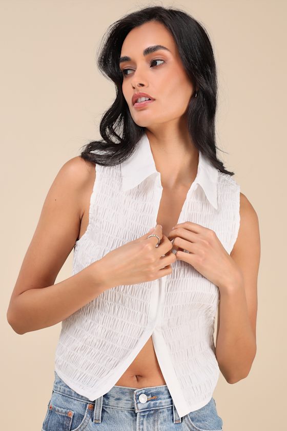 Ellema White Textured Sleeveless Collared Top