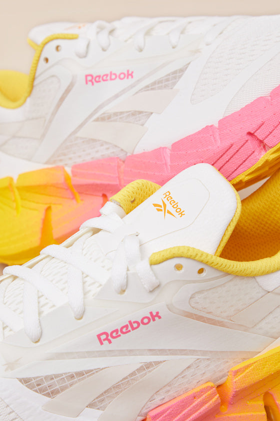 FloatZig 1 Chalk and Atomic Pink Mesh Sneakers