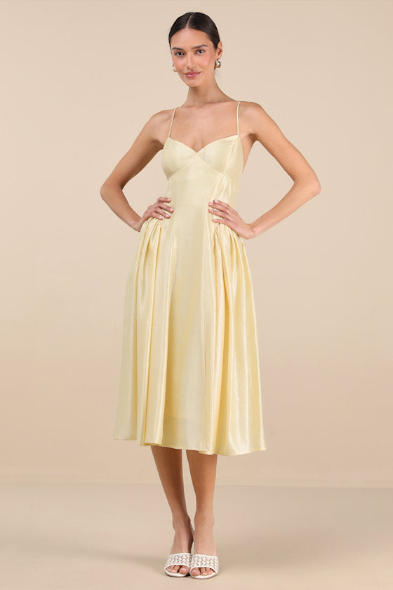 Paride Shiny Light Yellow Gathered Lace-Up Midi Dress
