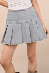 Khine Light Wash Denim Pleated Low-Rise Mini Skirt