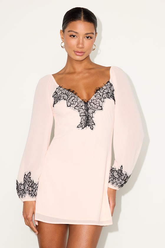 Jayella Blush Eyelash Lace Long Sleeve Mini Dress