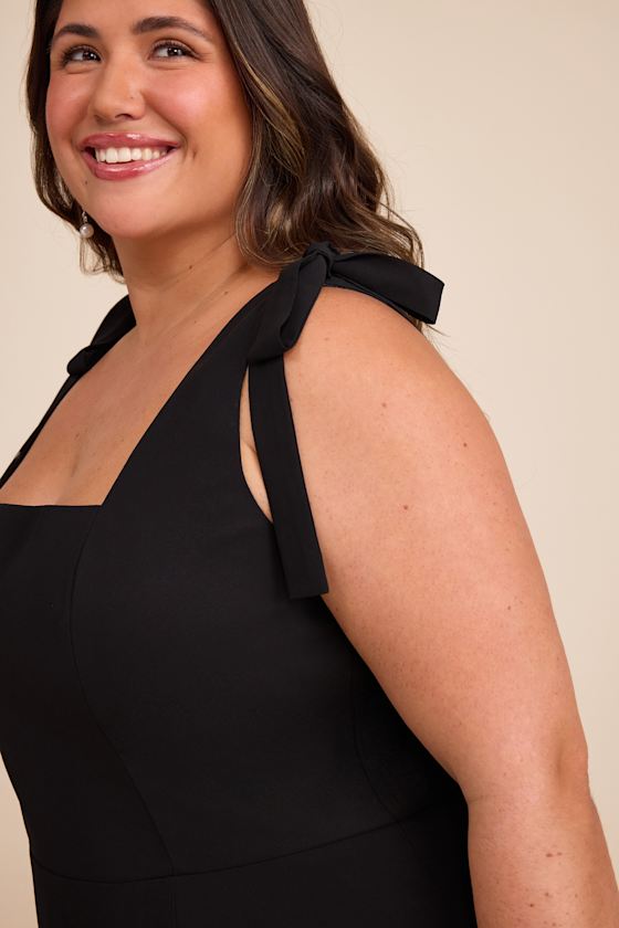 Love Me Forever Black Square Neck Maxi Dress
