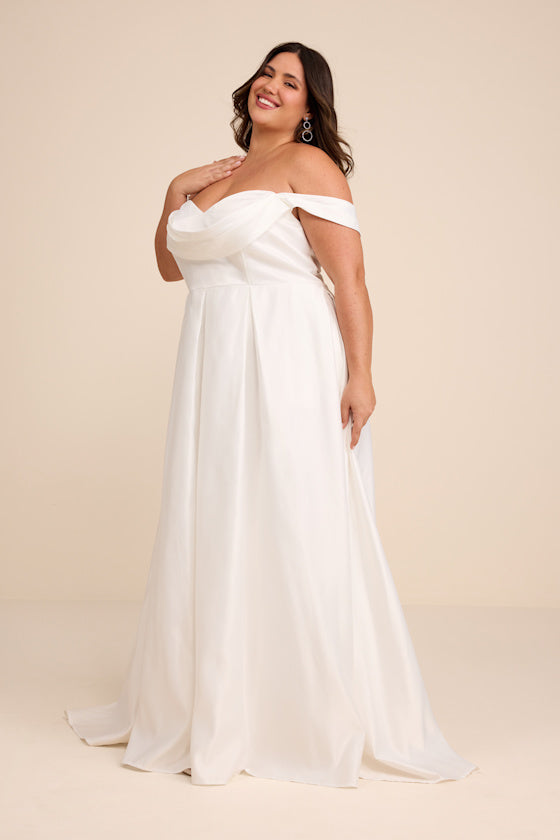 Extraordinary Vow White Off-the-Shoulder Maxi Dress with Pockets