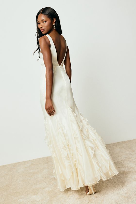 Deluca Ivory Sleeveless Ruffled Maxi Dress