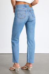 501 Curve Medium Wash Straight Leg Jeans