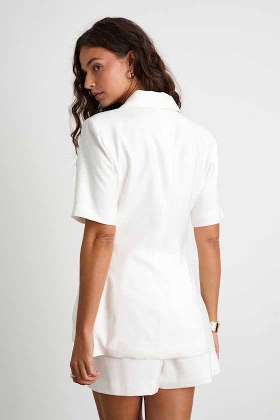 Cahira White Short Sleeve Longline Blazer