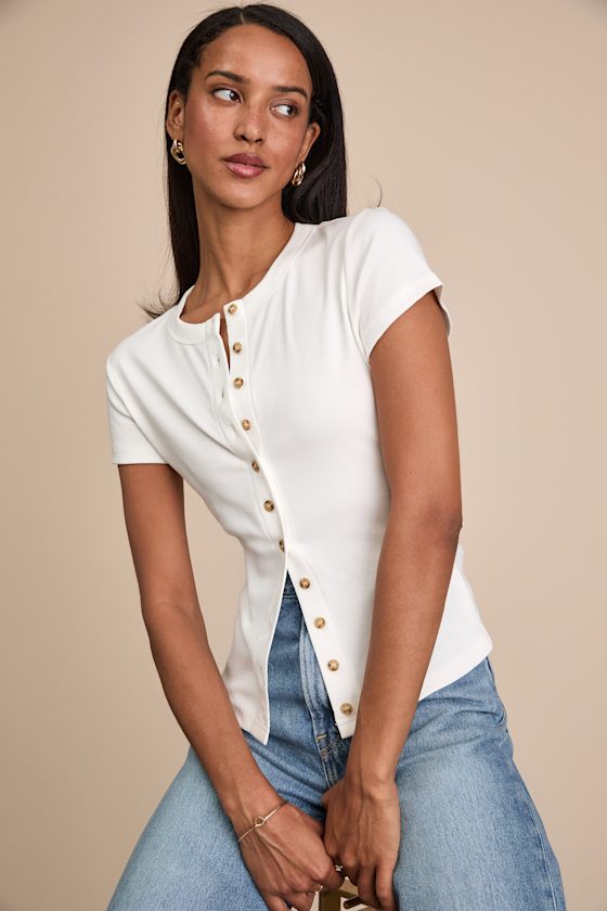 Annalena White Ribbed Button-Front Short Sleeve Top