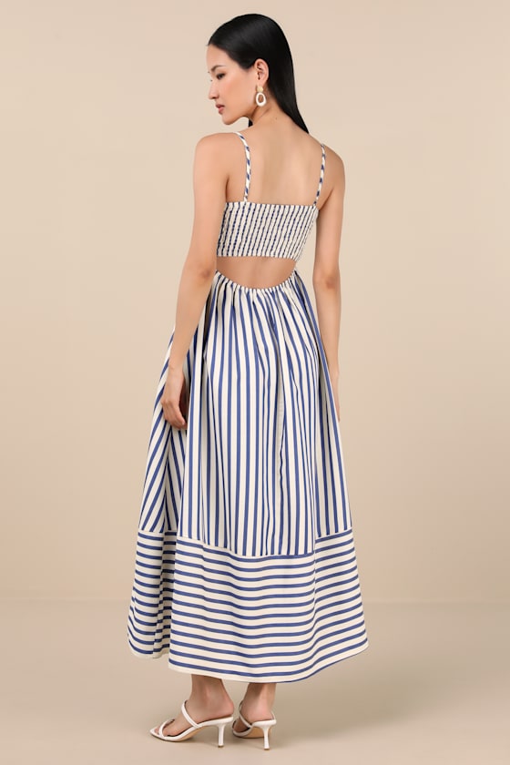 Exceptionally Pristine Blue and Cream Striped Cutout Midi Dress