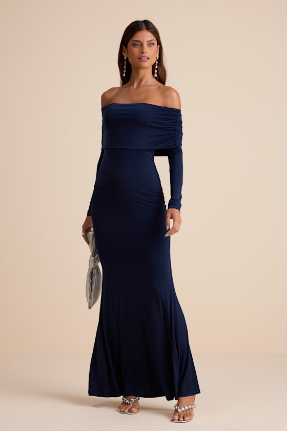 Effortlessly Stunning Navy Off-the-Shoulder Maxi Dress