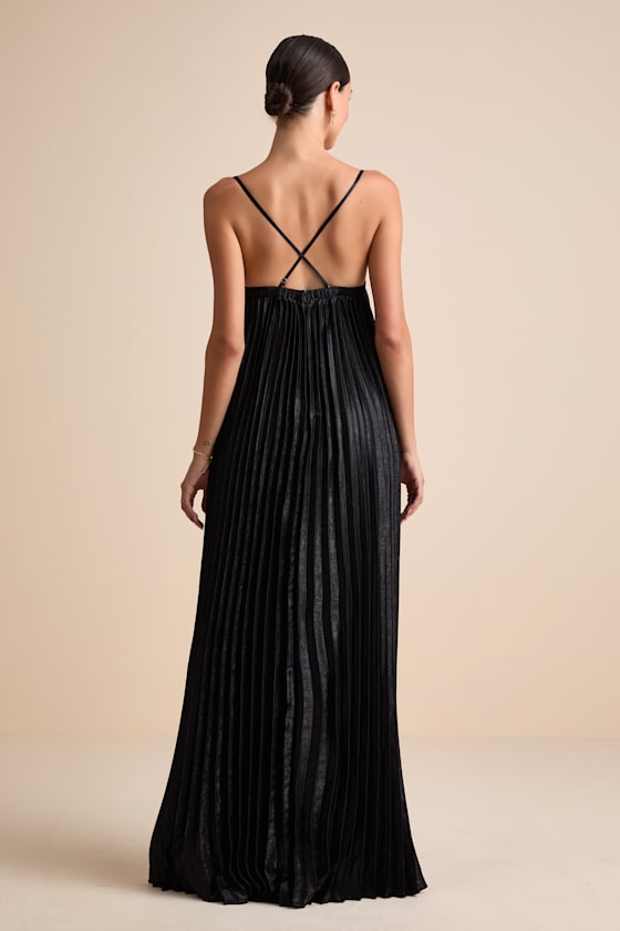 Brilliant Allure Black Pleated Maxi Dress