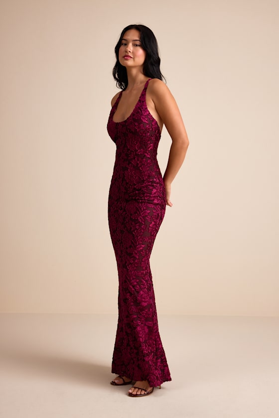 Renissa Burgundy Burnout Velvet Backless Mermaid Maxi Dress