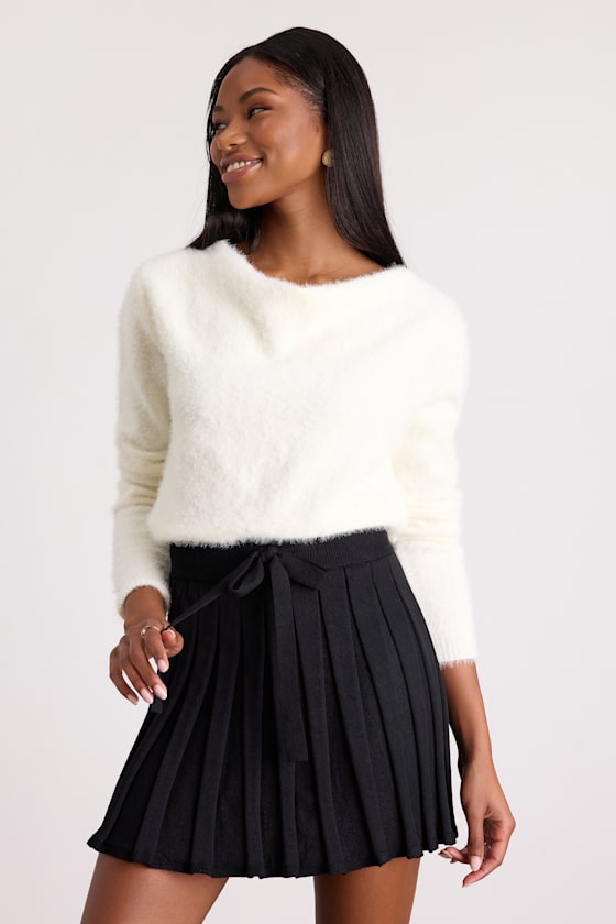 Layden Black Knit Pleated Mini Skirt