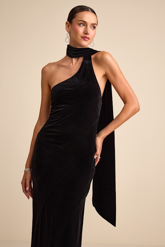 Eleni Black Velvet One-Shoulder Sash Maxi Dress