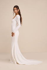 Jilla White Backless Long Sleeve Maxi Dress