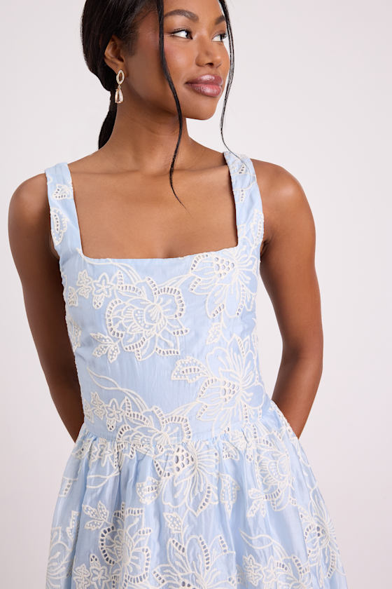 Noble Light Blue Eyelet Embroidered Midi Dress