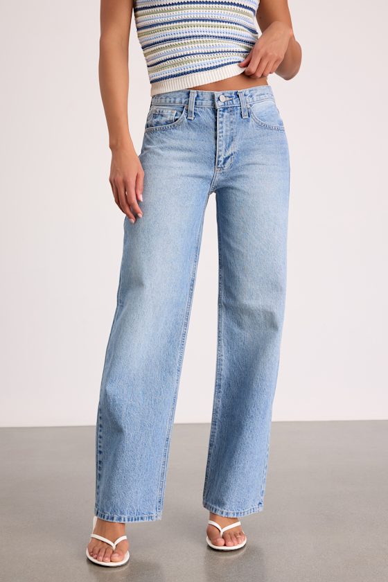 Everyday Coolness Light Wash High-Rise Straight-Leg Jeans