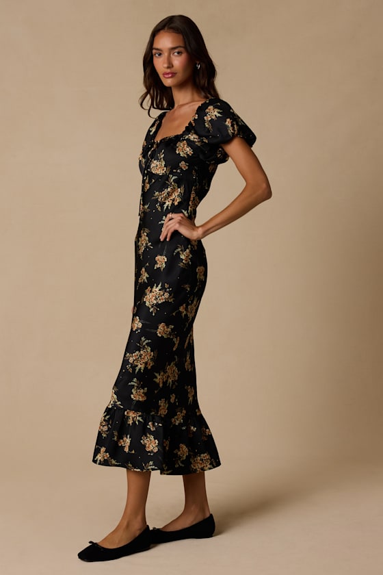 Remarkably Flourishing Black Floral Puff Sleeve Midi Dress
