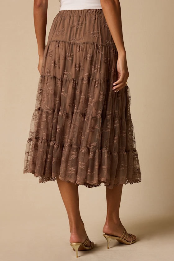 Exceptionally Graceful Tan Lace High-Rise Tiered Midi Skirt