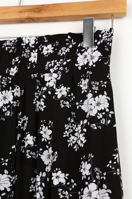 Loves the Sun Black Floral Print Wide-Leg Pants