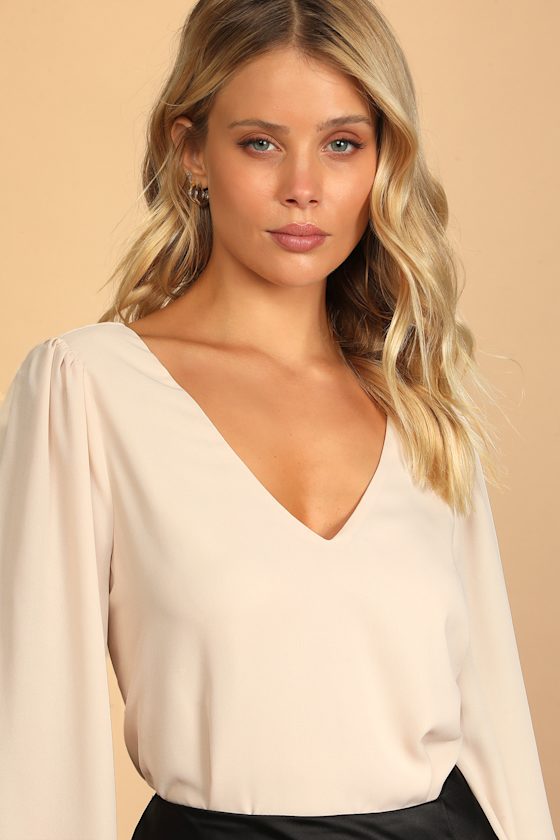 Stylish and Sincere Beige Long Sleeve V-Neck Top