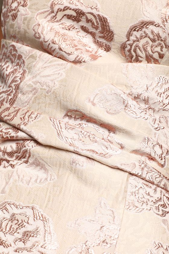 Redefine Regal Pale Pink Floral Jacquard Strapless Maxi Dress