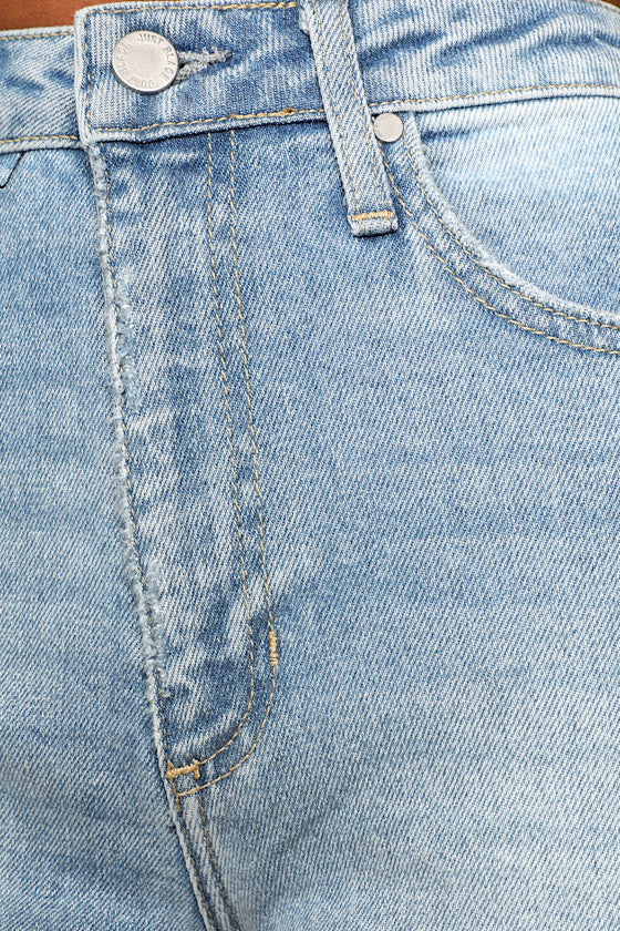 Generational Style Light Wash Distressed High-Rise Dad Jeans