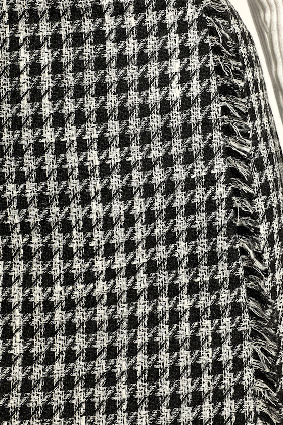 Get the Grade Black and White Houndstooth Tweed Mini Skirt
