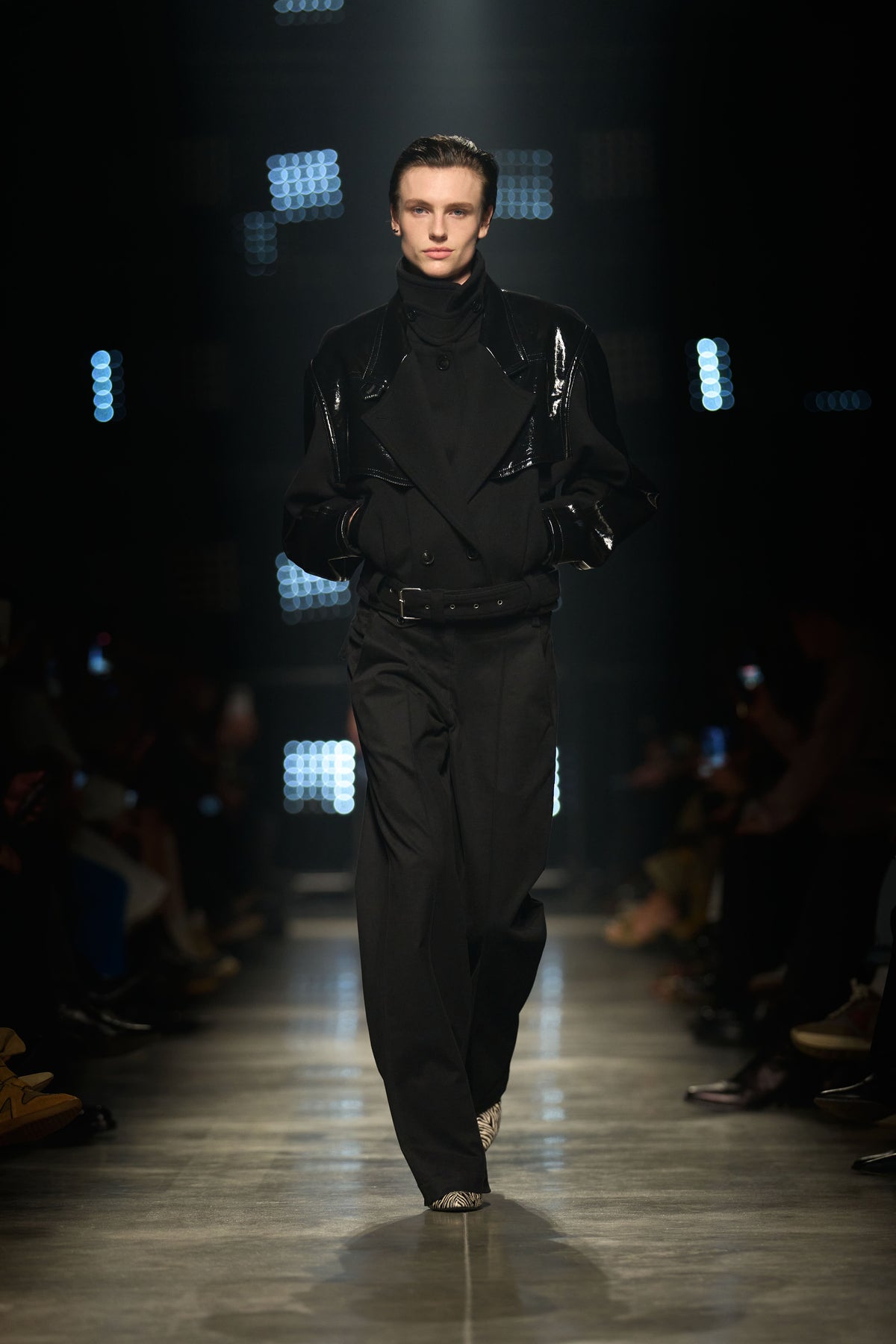 Look 18 [W26]